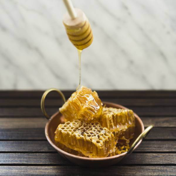 خواص عسل در بخش دارویی ، درمانی و زیبایی-از سری مقالات فروشگاه اینتر نتی بستنی نوبهار